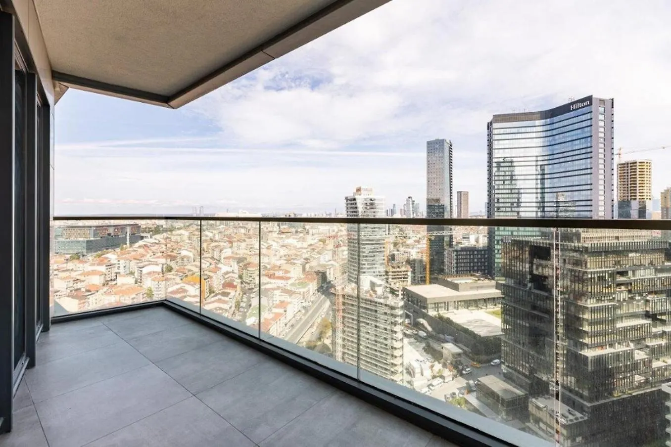 Gorgeous Modern 1Bd Terrace Condopoolviews! #233 Istanbul Apartment